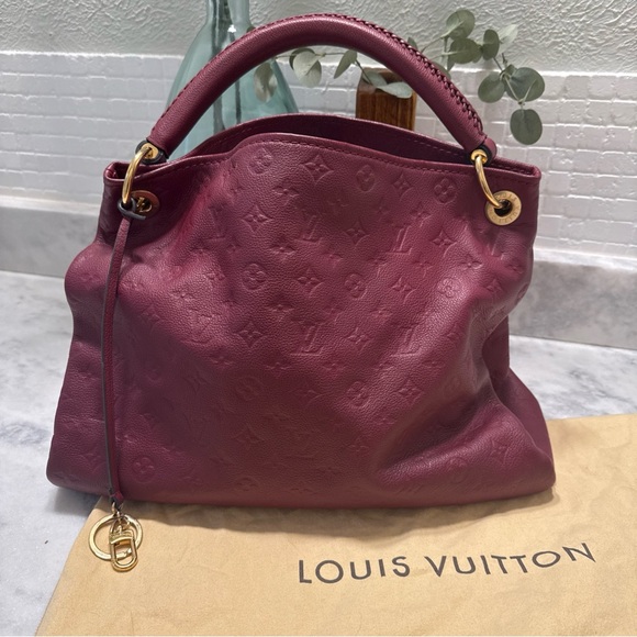 Louis Vuitton Artsy 2016 model - Picture 1 of 15